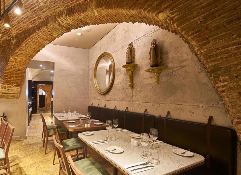 Restaurant Photo