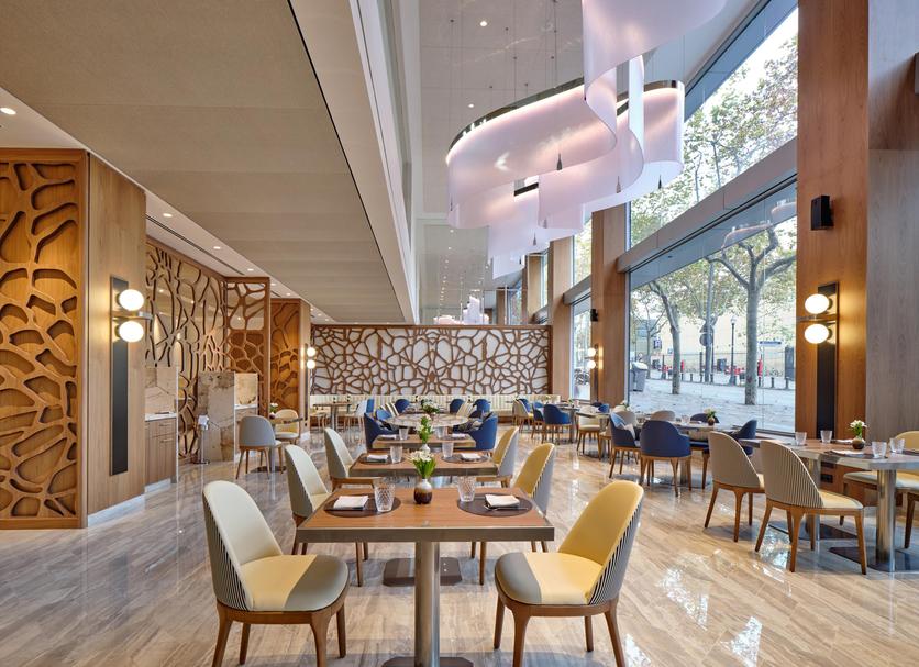 Restaurant Photo