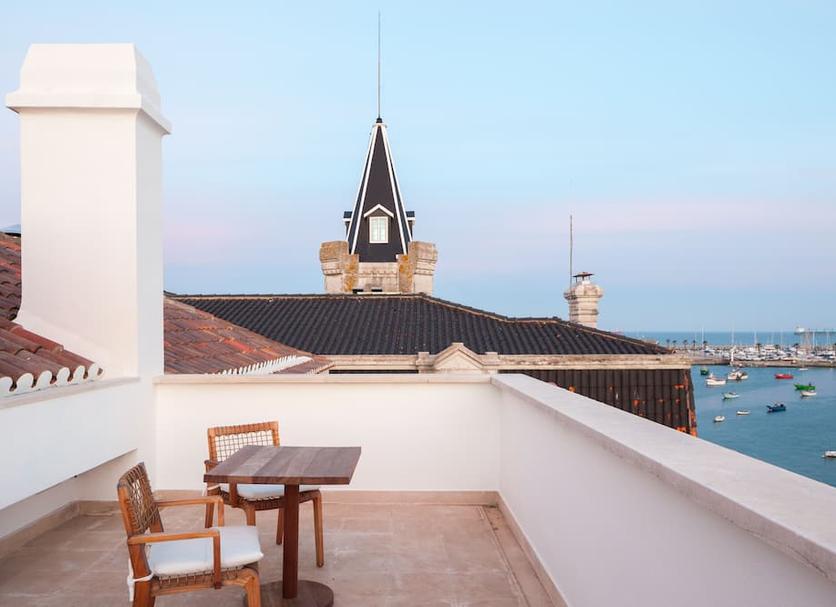 Balcony Photo