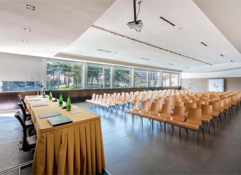 Conference room Photo