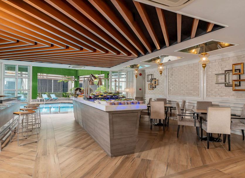 Restaurant Photo
