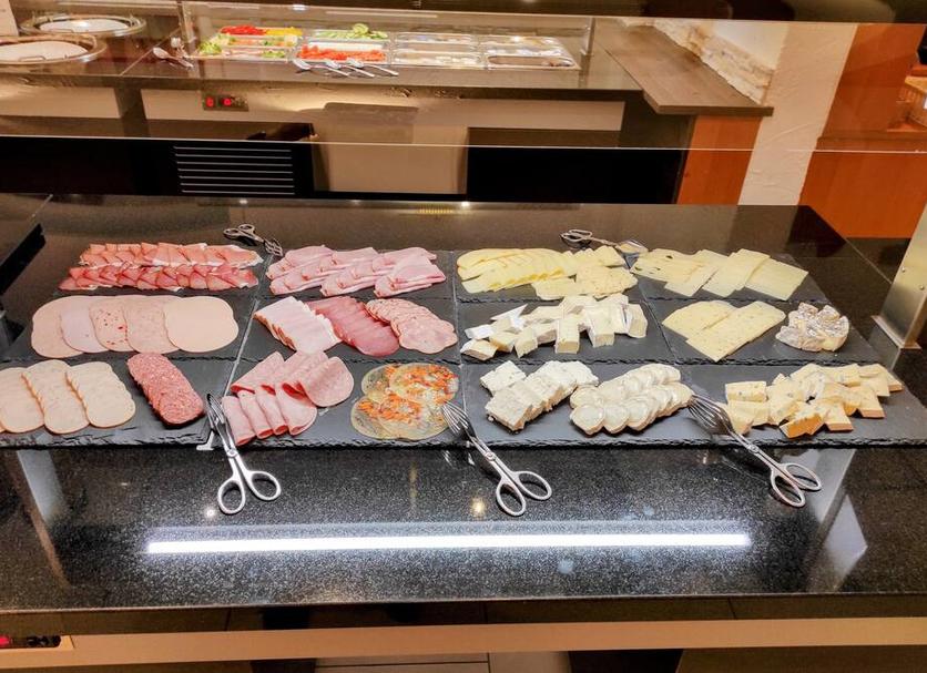 Buffet Photo