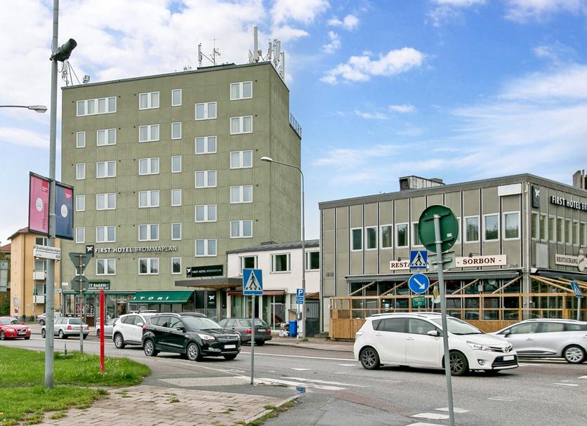 Building Photo