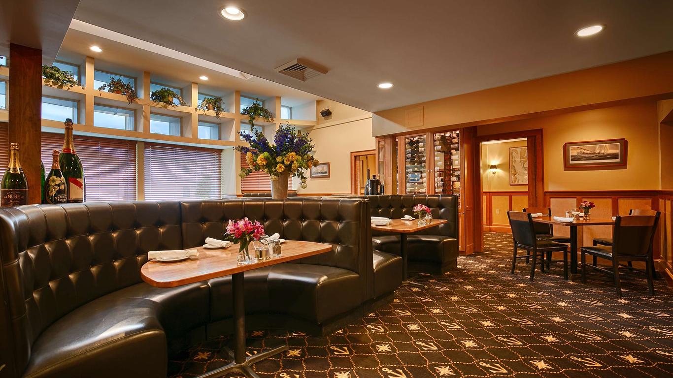 Best Western Plus Windjammer Inn & Conference Center