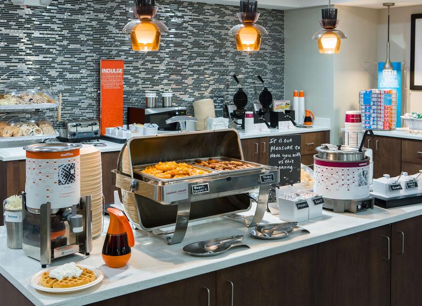 Buffet Photo