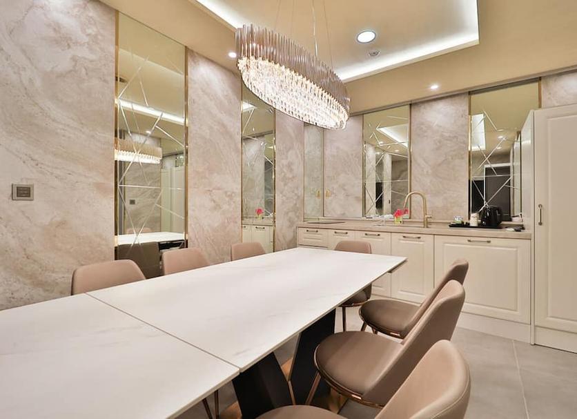 Dining room Photo