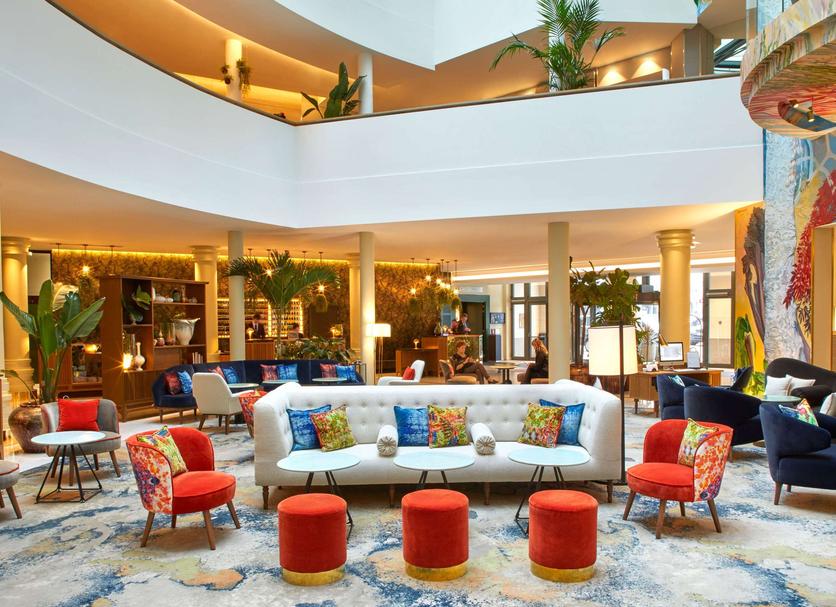 Lounge Photo