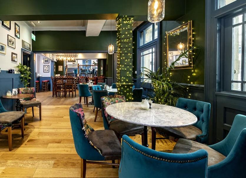 Restaurant Photo