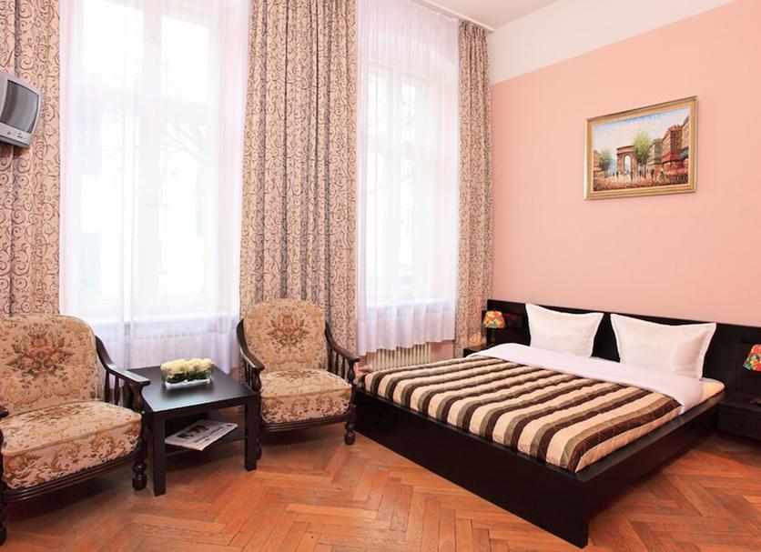 Bedroom Photo