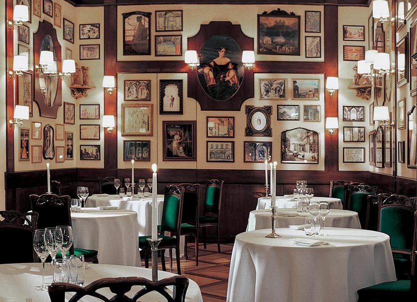 Restaurant Photo