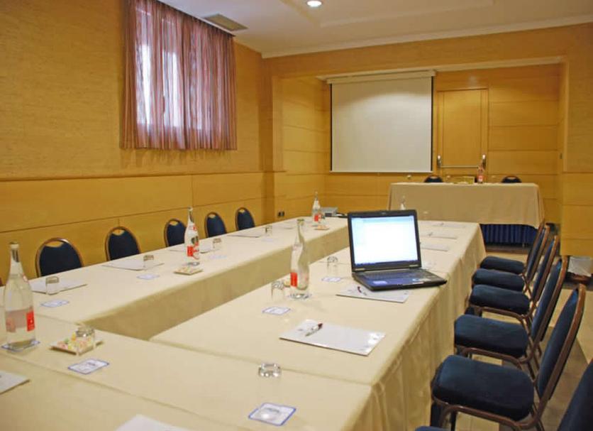 Conference room Photo