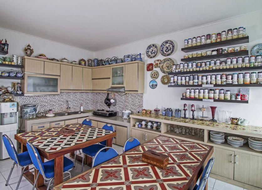 Kitchen Photo