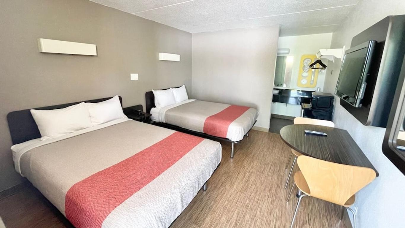 Motel 6 Evansville