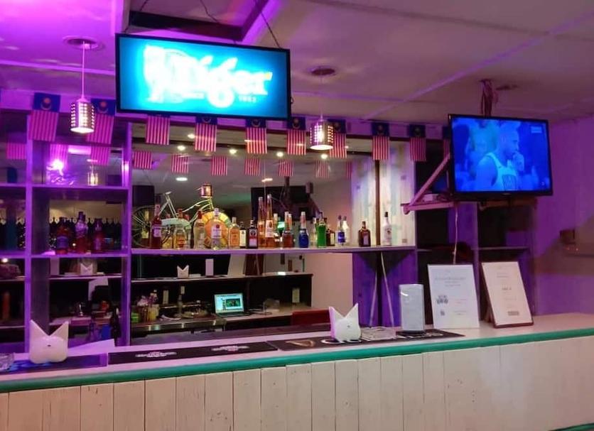 Bar Photo
