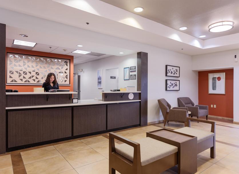 Front desk Photo