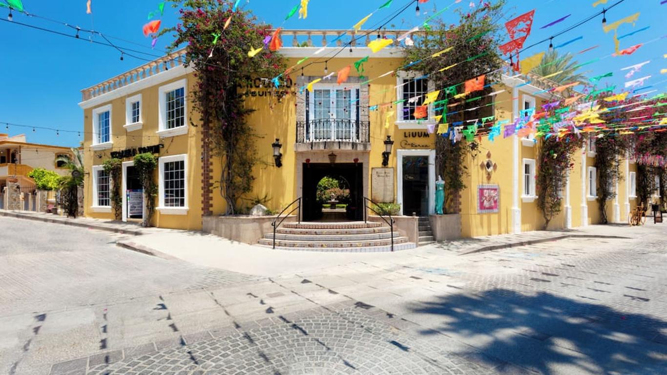 El Encanto Inn & Suites