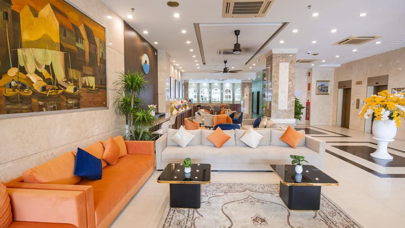 Seafront Hotel Danang