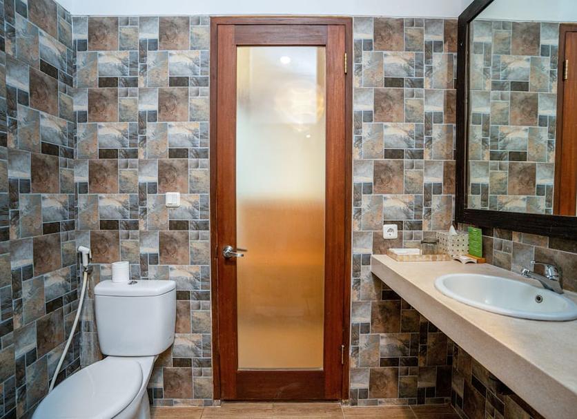 Bathroom Photo