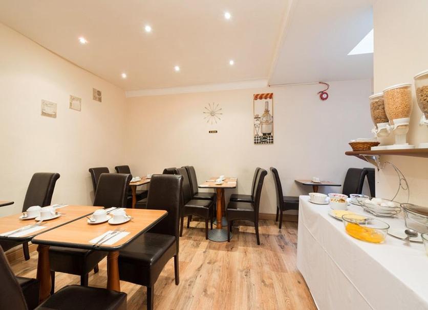 Restaurant Photo