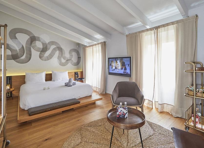 Bedroom Photo