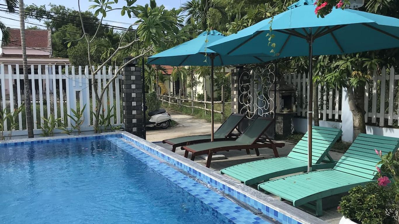 The Moon River Homestay & Villa