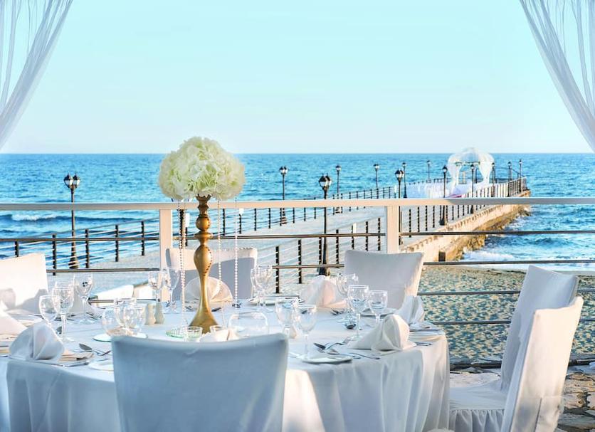 Banquet hall Photo