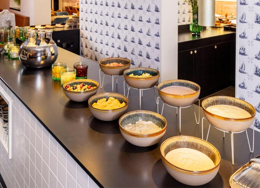 Buffet Photo