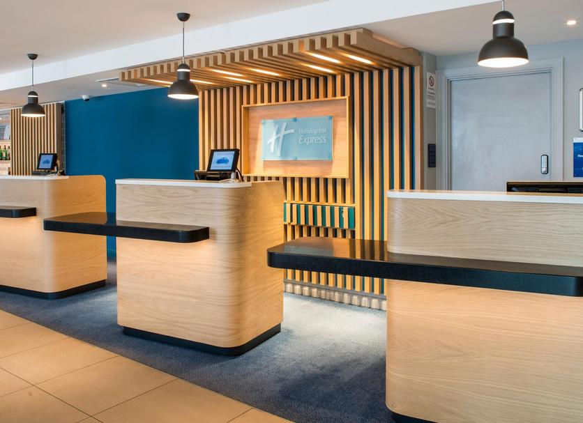 Front desk Photo