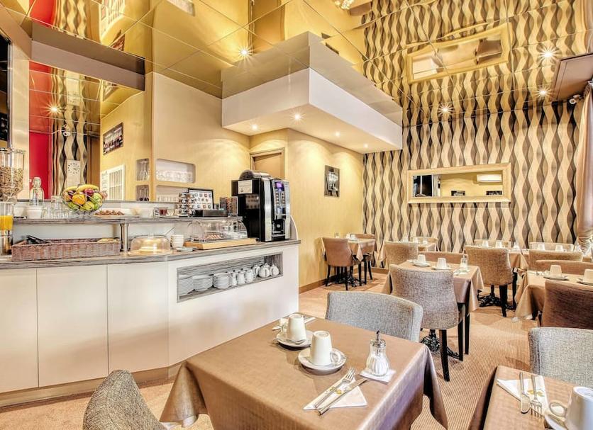 Restaurant Photo
