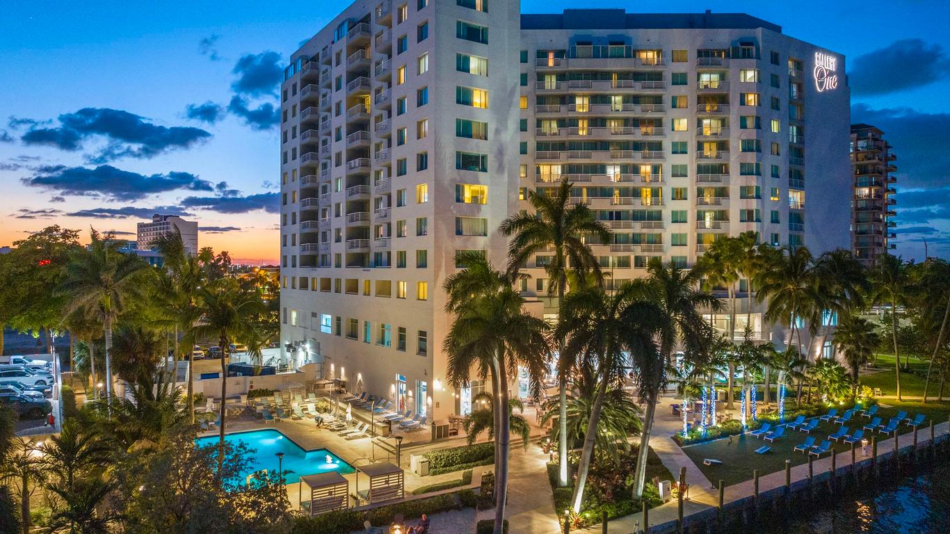 Galleryone- A Doubletree Suites By Hilton Hotel