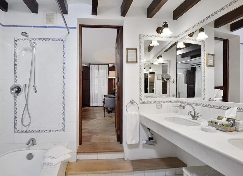 Bathroom Photo
