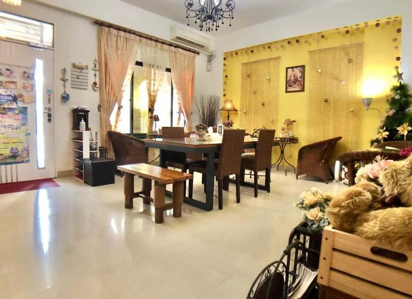 Dining room Photo
