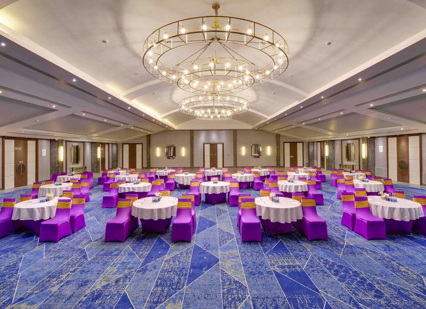 Banquet hall Photo