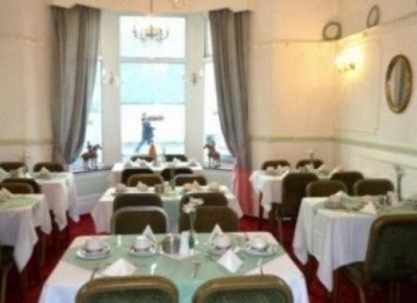 Restaurant Photo