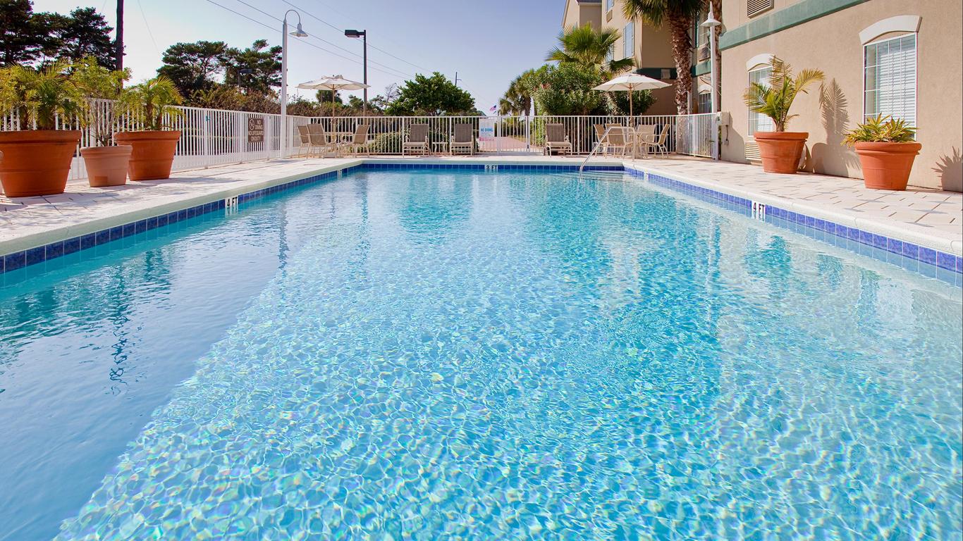 Holiday Inn Express Destin E - Commons Mall Area By IHG