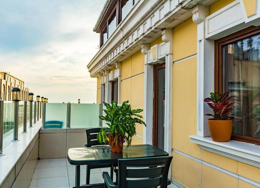 Balcony Photo