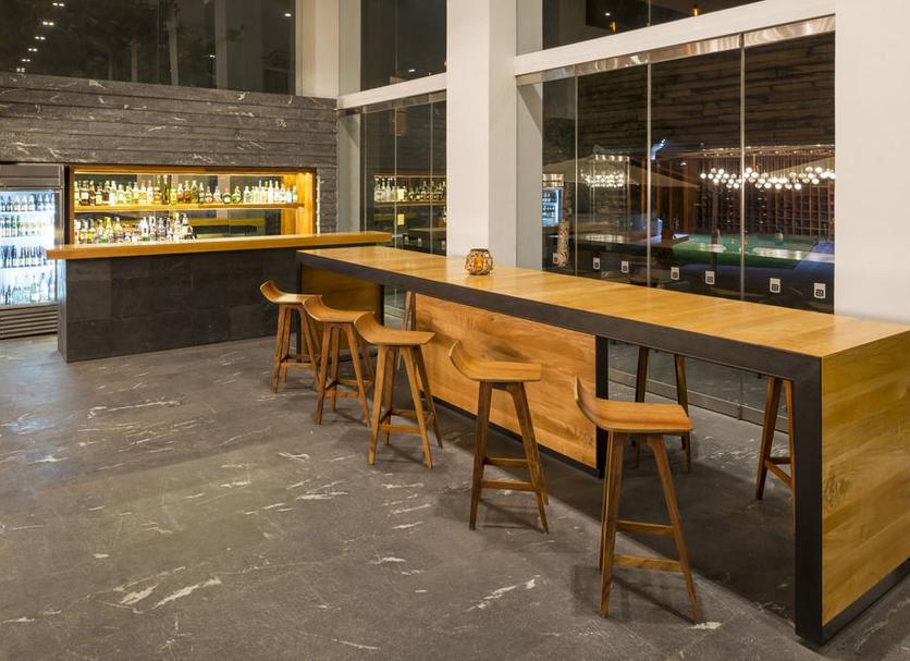 Bar Photo
