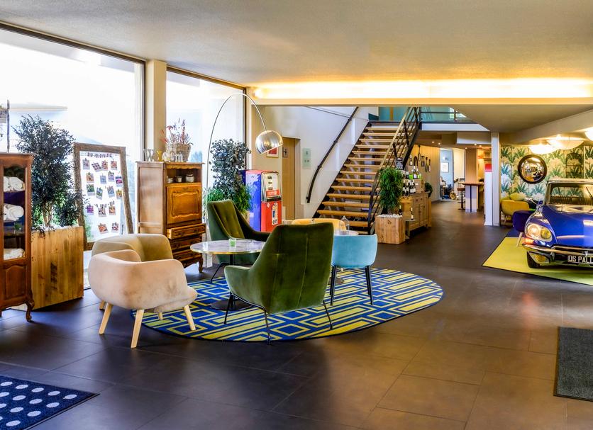 Lobby Photo