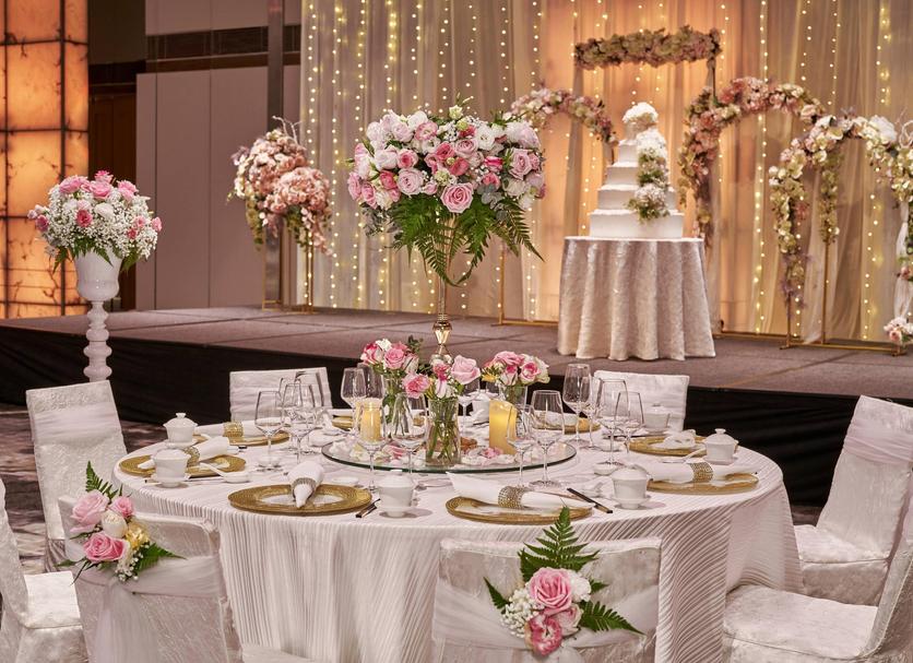 Banquet hall Photo