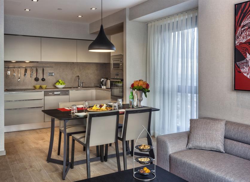 Kitchen Photo