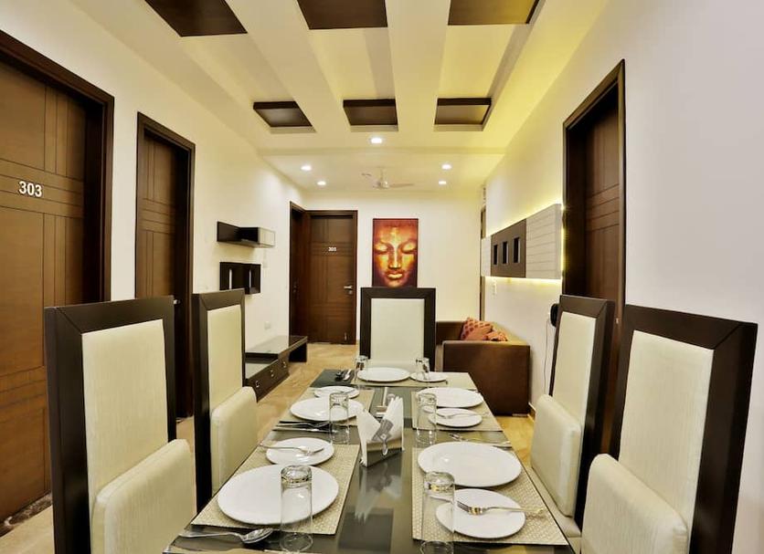 Dining room Photo