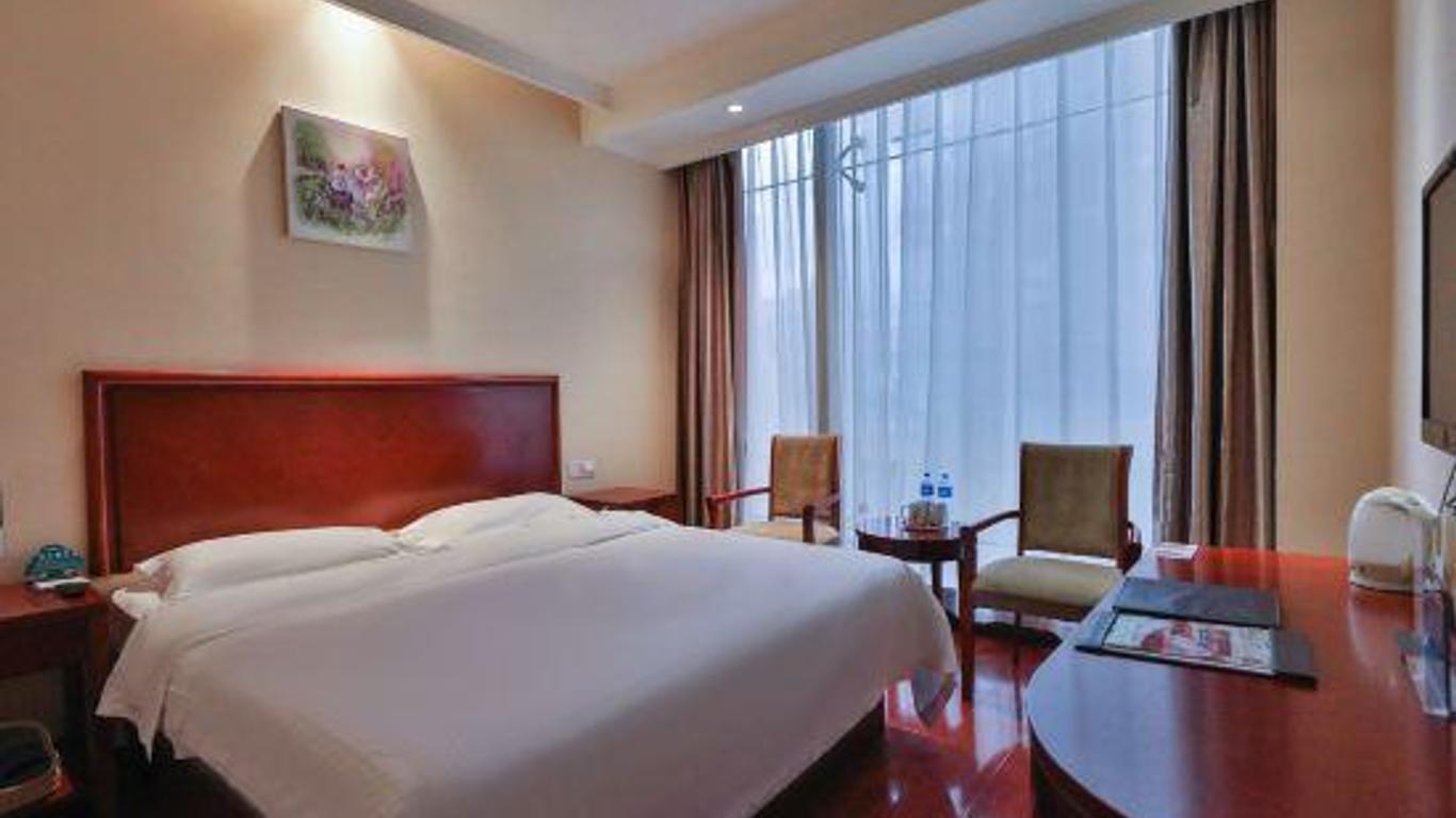 Greentree Inn (Beijing Tiantan South Gate)
