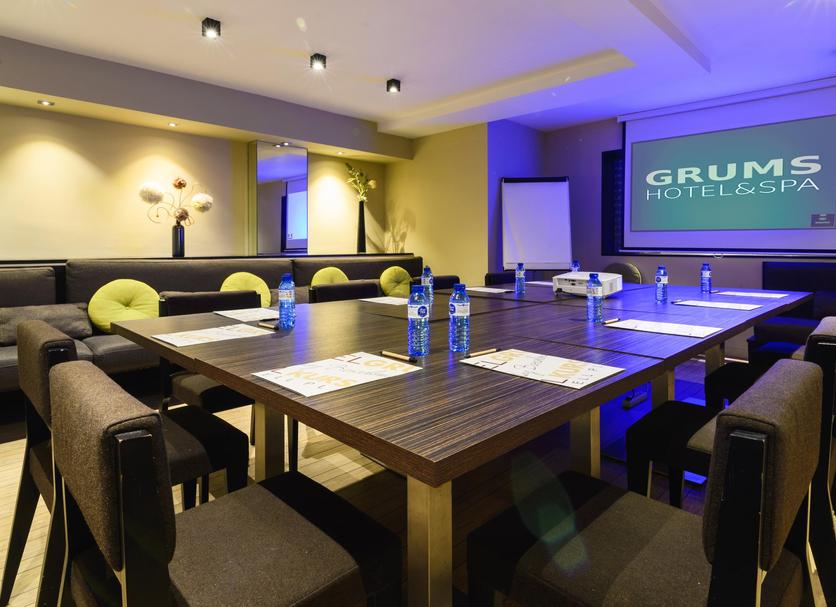 Conference room Photo