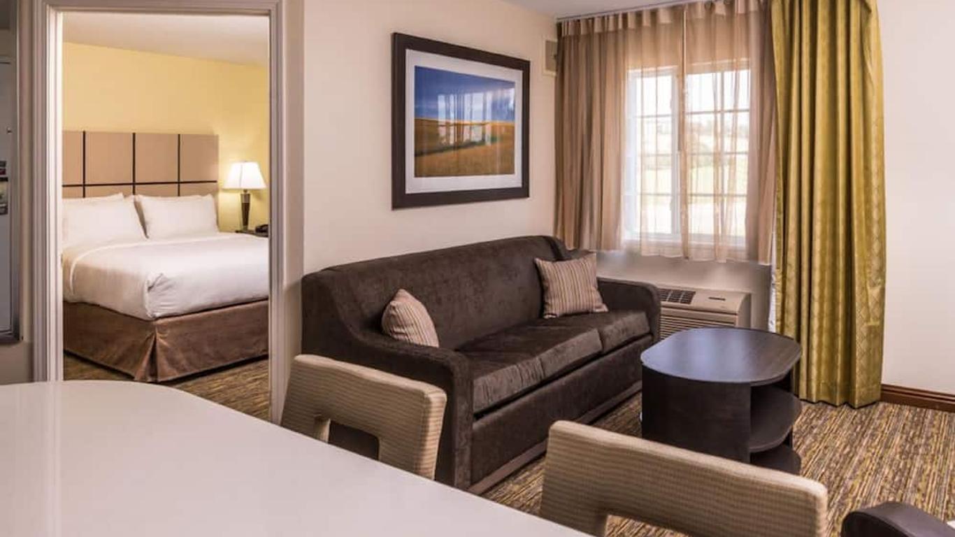 MainStay Suites Kansas City Overland Park