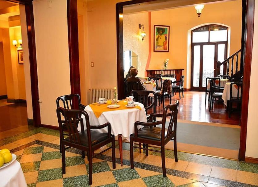 Restaurant Photo