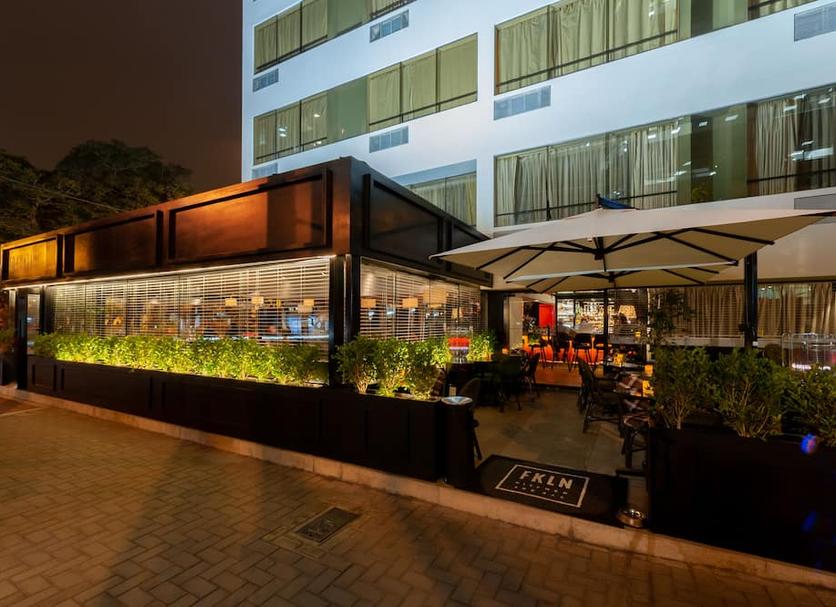 Restaurant Photo