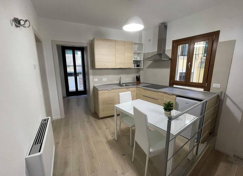 Kitchen Photo