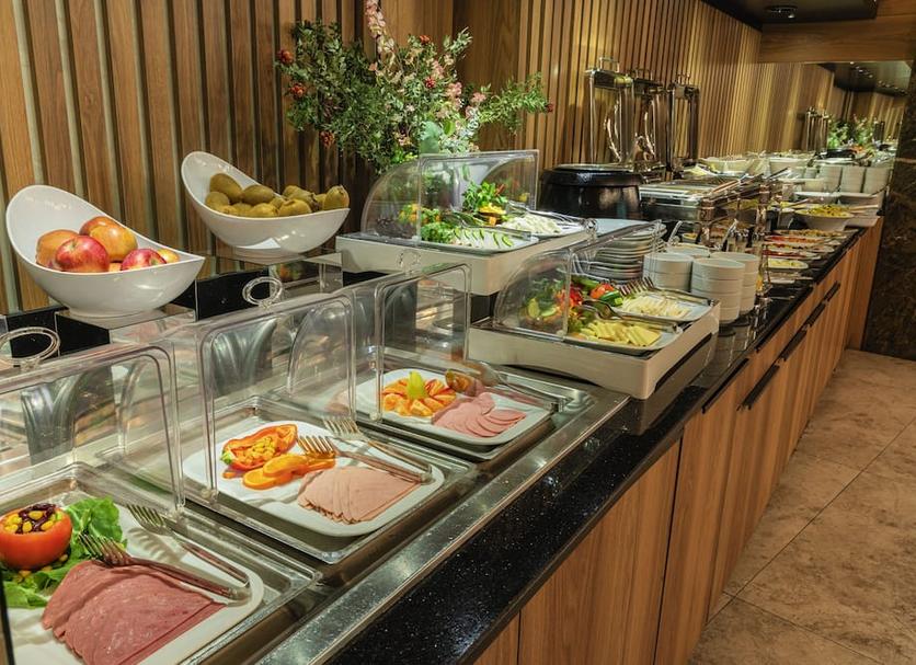 Buffet Photo