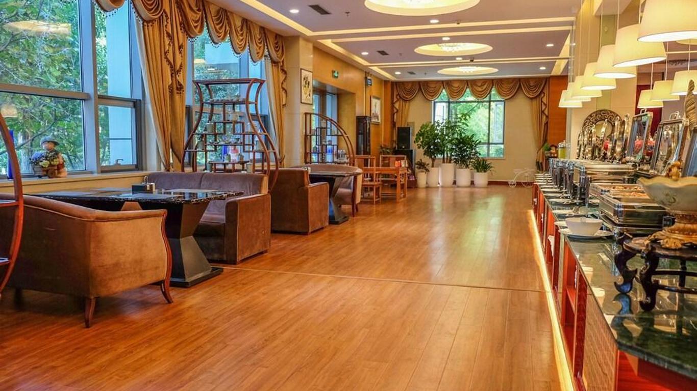 Southern Airlines Pearl Hotel