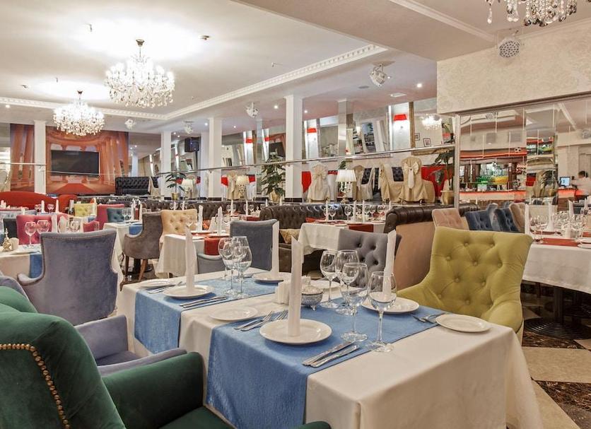 Restaurant Photo